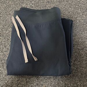 Figs dark harbor Livingston tall